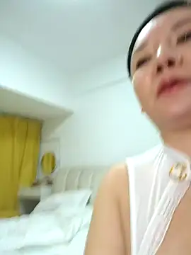 LILYsweetfcup online show from 03/04/26, 11:40