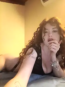 CurlyElisa online show from 01/12/26, 10:58