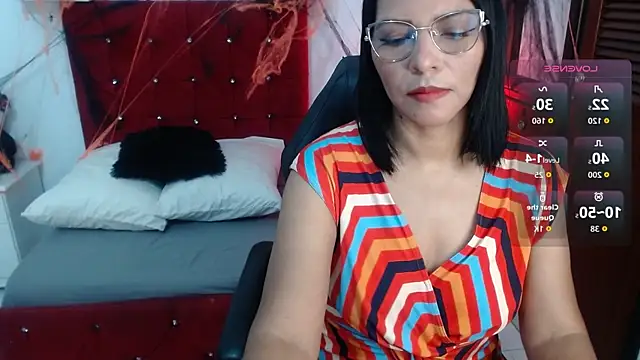 Wanda Milf online show from 10/30/25, 10:39