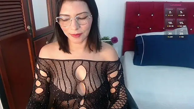 Wanda Milf online show from 02/13/26, 09:48