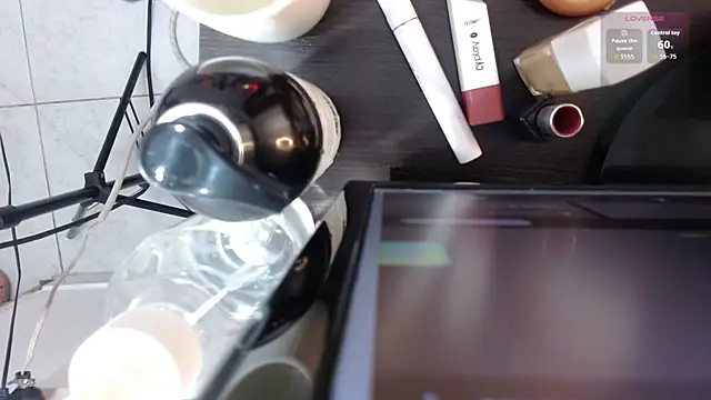 Wanda Milf online show from 11/14/25, 09:18