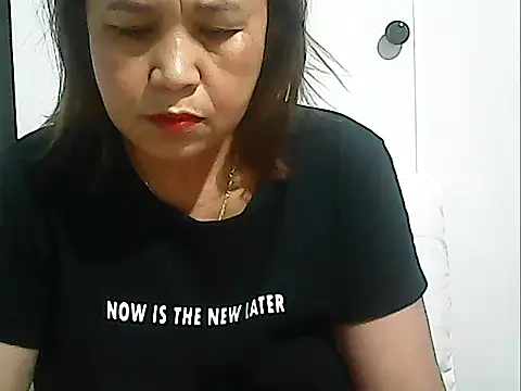 Lhadycarolyn online show from 11/20/25, 10:09