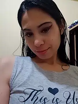 Snapshot of molymeneses chatting on 12/14/24, 10:50 molymeneses online show from 12/14/24, 10:50