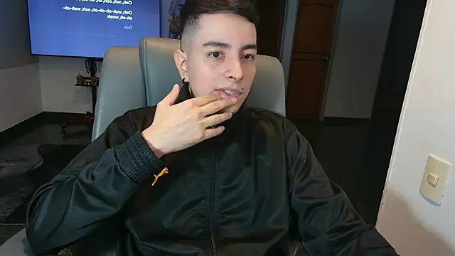 Jhoan saenz online show from 11/19/25, 10:43