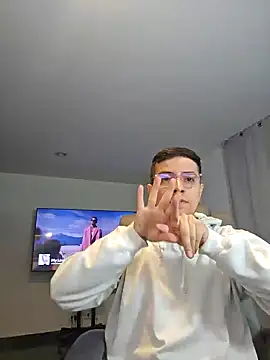 Snapshot of Jhoan_saenz chatting on 10/04/25, 04:25 Jhoan saenz online show from 10/04/25, 04:25