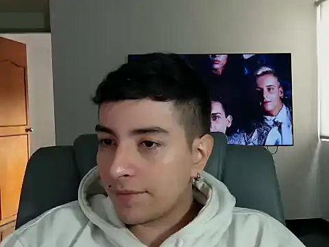 Snapshot of Jhoan_saenz chatting on 10/04/25, 06:31 Jhoan saenz online show from 10/04/25, 06:31