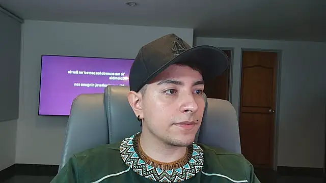 Jhoan saenz online show from 11/08/25, 01:20