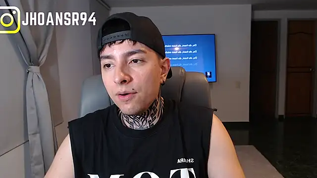 Snapshot of Jhoan_saenz chatting on 05/08/26, 03:21 Jhoan saenz online show from 05/08/26, 03:21