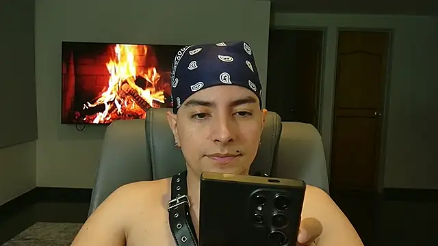 Snapshot of Jhoan_saenz chatting on 10/16/25, 12:52 Jhoan saenz online show from 10/16/25, 12:52