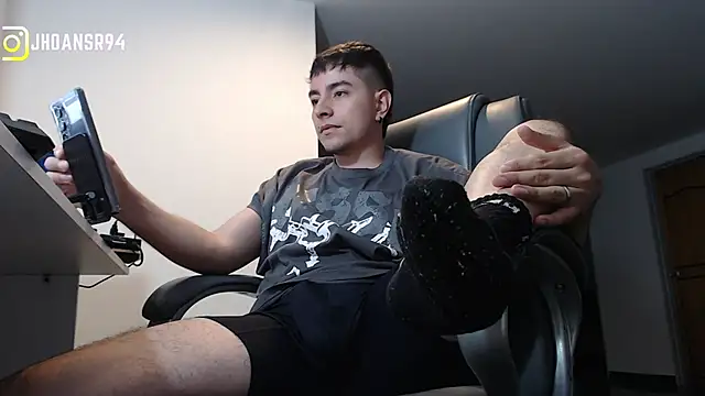 Jhoan saenz online show from 04/12/26, 02:15