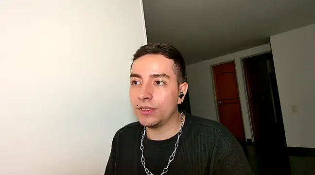 Snapshot of Jhoan_saenz chatting on 03/20/25, 11:56 Jhoan saenz online show from 03/20/25, 11:56