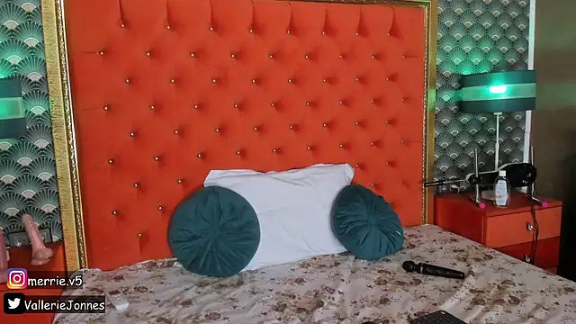 VallerieJones online show from 02/23/26, 08:37