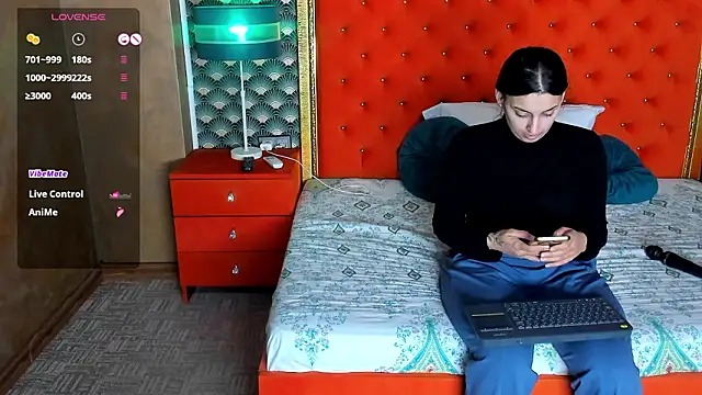 VallerieJones online show from 03/22/26, 12:18