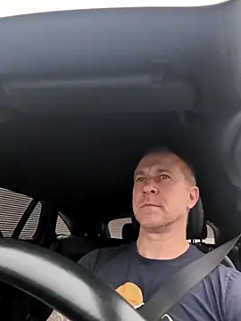 Snapshot of mustang69696 chatting on 10/20/25, 01:11 mustang69696 online show from 10/20/25, 01:11