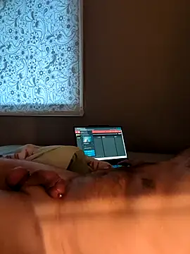 Snapshot of mustang69696 chatting on 11/24/25, 08:25 mustang69696 online show from 11/24/25, 08:25