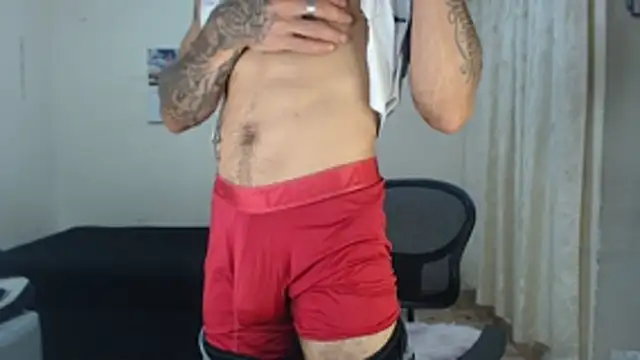 emiliano hottt online show from 04/23/26, 12:29