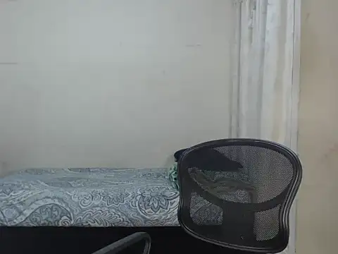 Snapshot of emiliano_hottt chatting on 01/26/25, 06:59 emiliano hottt online show from 01/26/25, 06:59