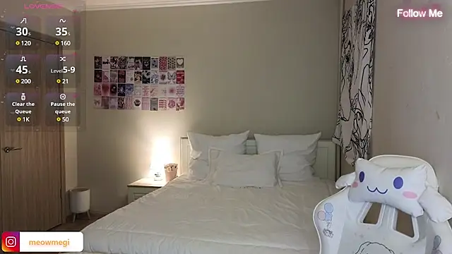 Snapshot of LisaSweetie chatting on 01/29/25, 06:28 LisaSweetie online show from 01/29/25, 06:28