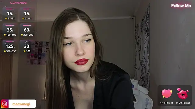 Snapshot of LisaSweetie chatting on 12/26/24, 10:20 LisaSweetie online show from 12/26/24, 10:20