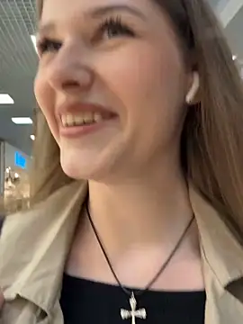 LisaSweetie online show from 03/04/26, 04:15