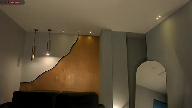 JadeEvansX online show from 04/08/26, 07:15