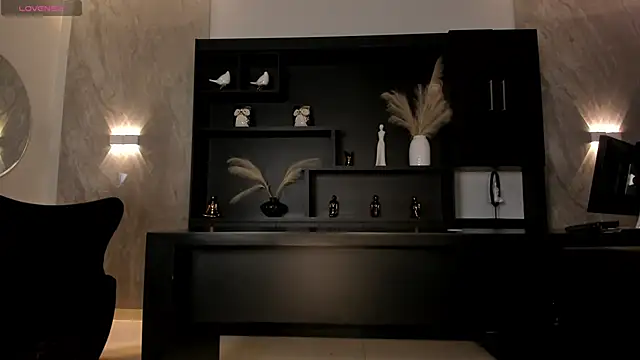 MaryLewis  online show from 04/14/26, 12:32