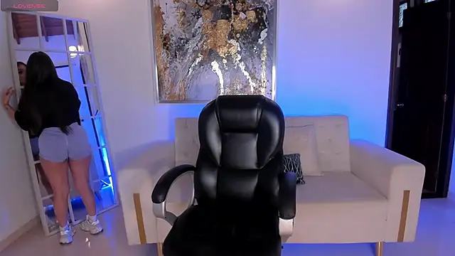 MaryLewis  online show from 02/26/25, 11:54