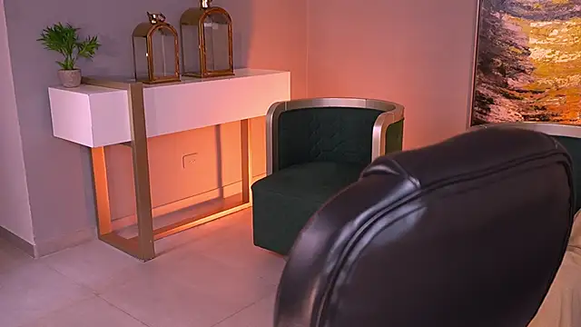 KateSunder online show from 04/12/26, 06:27