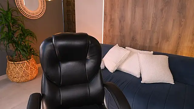 KateSunder online show from 02/09/26, 01:53