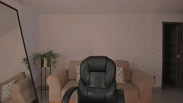 KateSunder online show from 03/13/26, 11:37