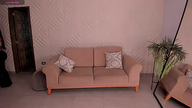 KateSunder online show from 12/01/25, 01:23