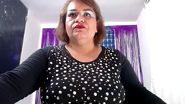 Snapshot of NAILAH_SANZ chatting on 12/22/24, 02:17 NAILAH SANZ online show from 12/22/24, 02:17