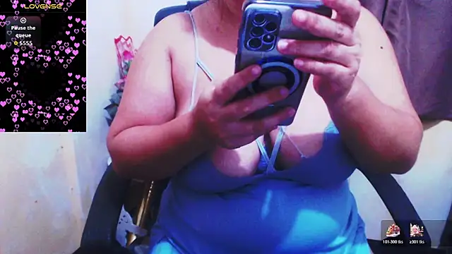 Alliayah Hollyx online show from 11/11/25, 08:14