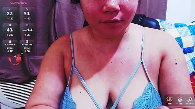 Snapshot of Alliayah_Hollyx chatting on 03/18/25, 01:34 Alliayah Hollyx online show from 03/18/25, 01:34