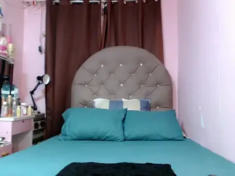 TSDESIREcindy29 online show from 09/21/25, 09:03