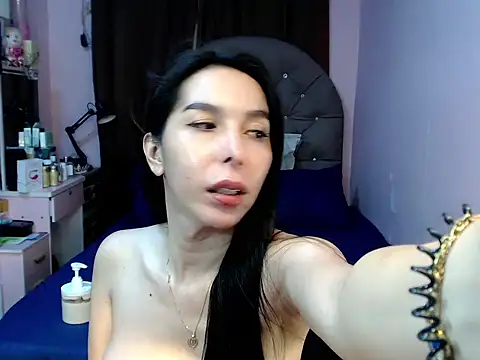 TSDESIREcindy29 online show from 10/24/25, 09:08