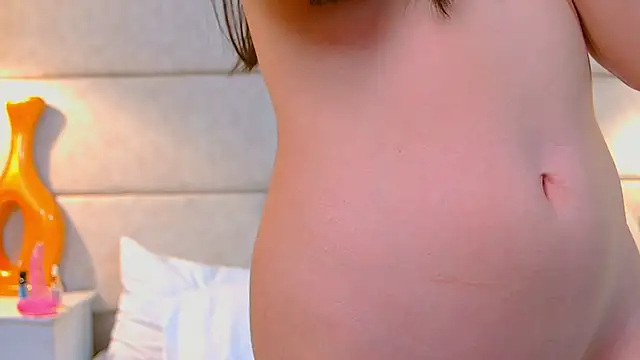 Snapshot of April_Cutee chatting on 03/01/25, 01:53 April Cutee online show from 03/01/25, 01:53