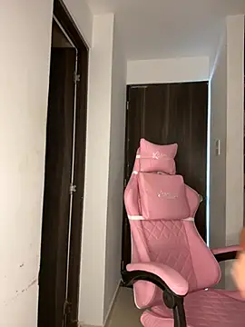 jailyncam  online show from 06/19/26, 03:40