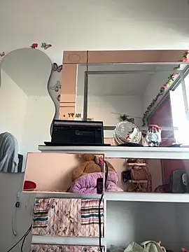 jailyncam  online show from 11/06/25, 01:15