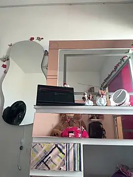 jailyncam  online show from 12/15/25, 02:45