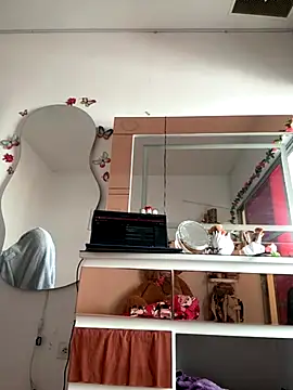 jailyncam  online show from 12/04/25, 01:43