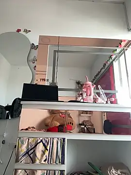 jailyncam  online show from 10/23/25, 05:33