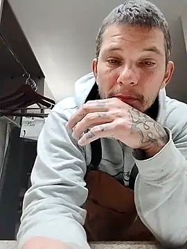 Sleepy1817 online show from 11/30/25, 05:41