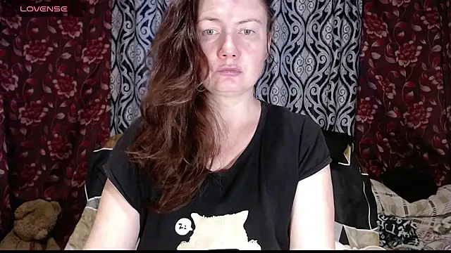 Snapshot of EmilyDoth chatting on 09/14/25, 08:04 EmilyDoth online show from 09/14/25, 08:04