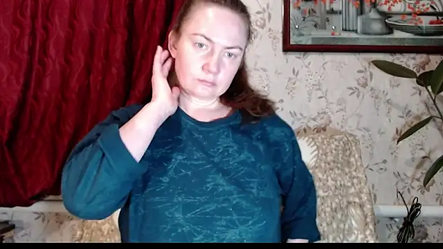 EmilyDoth online show from 02/13/26, 01:55