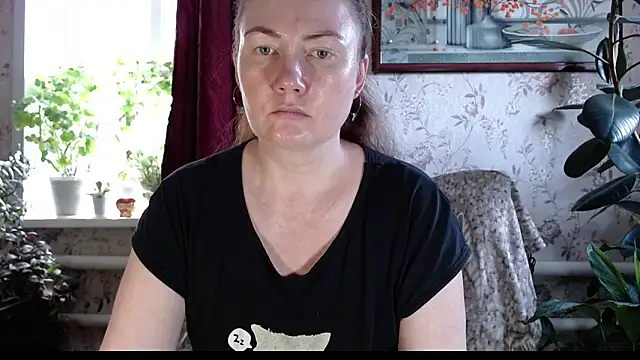 Snapshot of EmilyDoth chatting on 05/28/26, 06:54 EmilyDoth online show from 05/28/26, 06:54