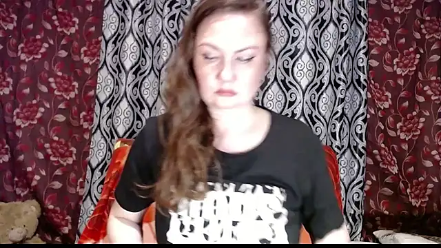 Snapshot of EmilyDoth chatting on 03/16/25, 05:39 EmilyDoth online show from 03/16/25, 05:39