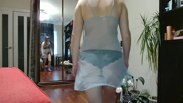 KiraGoldens online show from 11/07/25, 05:12