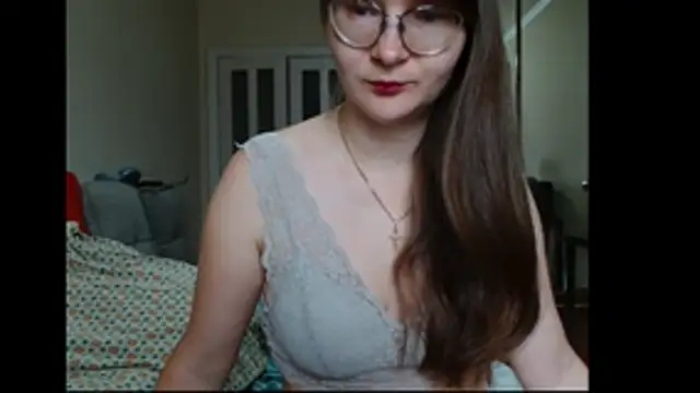 KiraGoldens online show from 06/10/26, 05:41