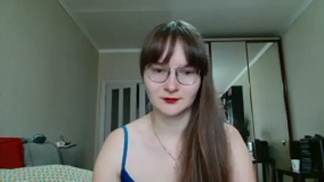KiraGoldens online show from 06/11/26, 06:32